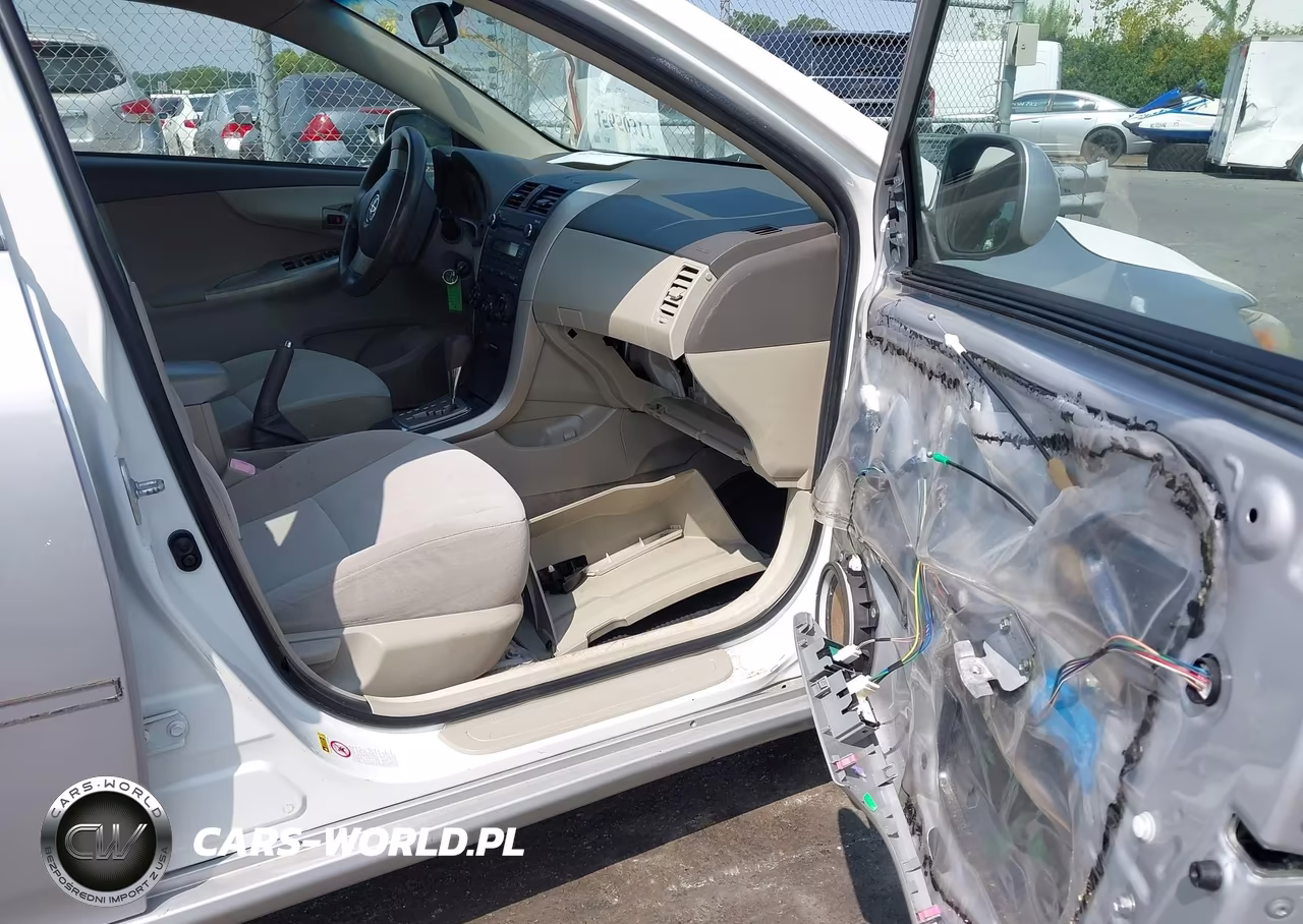 2010 Toyota Corolla Le VIN:JTDBU4EE3AJ086005 - 5