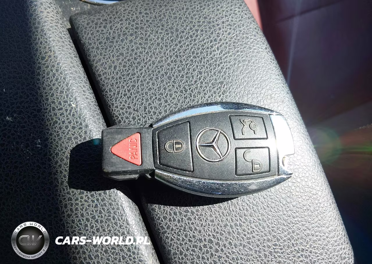 2013 Mercedes-Benz C 250 VIN:WDDGJ4HB5DG023334 - 11