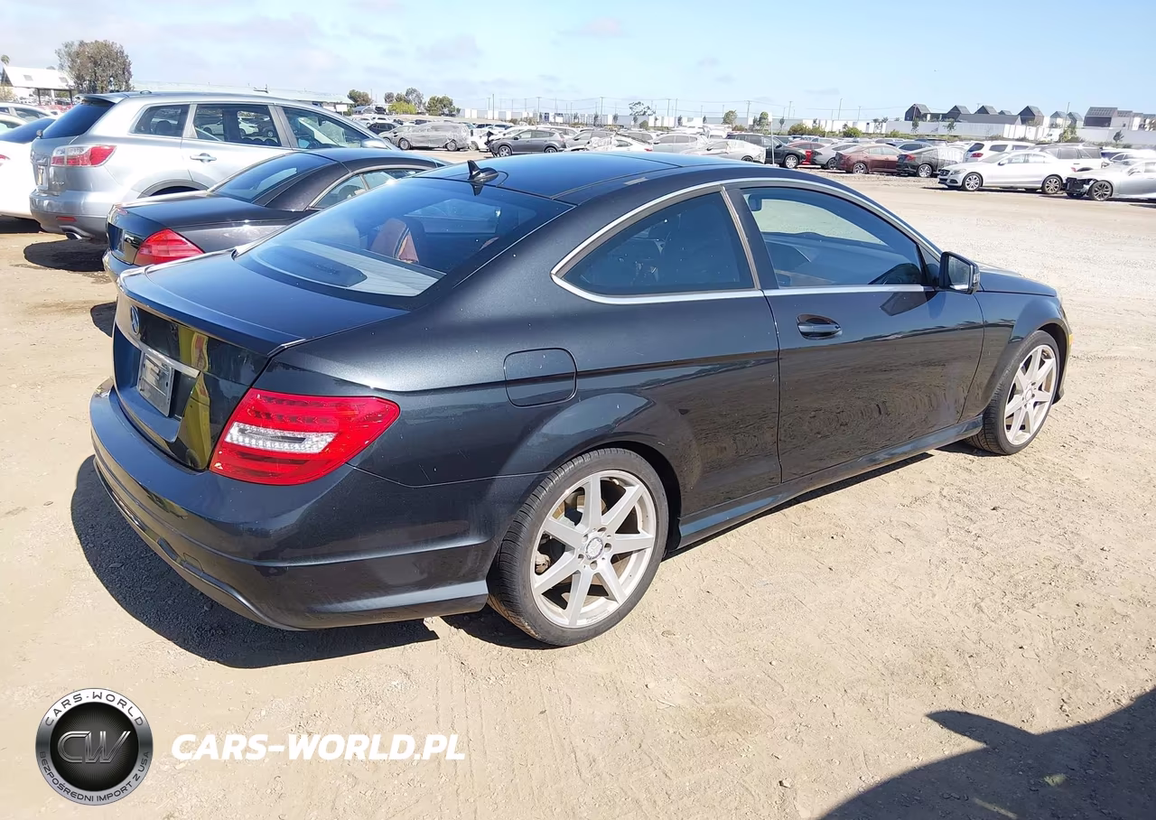 2013 Mercedes-Benz C 250 VIN:WDDGJ4HB5DG023334 - 4