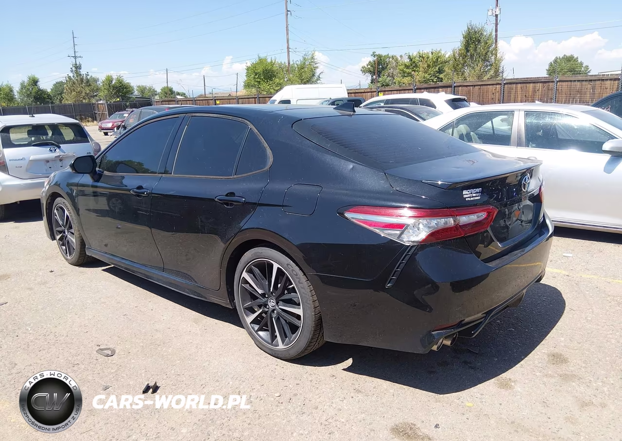 2019 Toyota Camry Xse VIN:4T1B61HK1KU266007 - 3