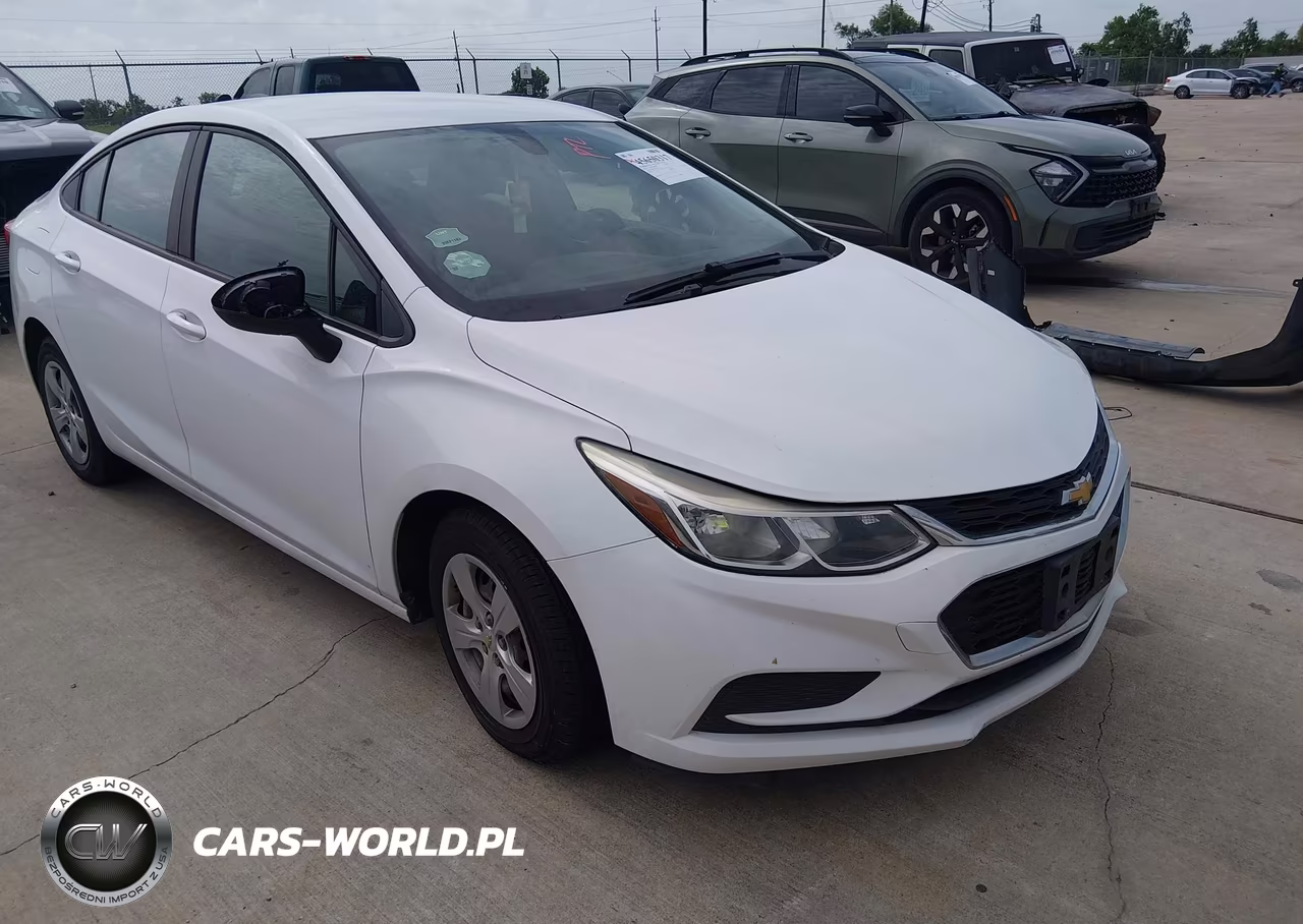 2018 Chevrolet Cruze Ls Auto VIN:1G1BC5SM1J7143103 - 1
