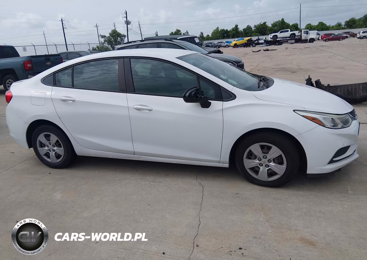 2018 Chevrolet Cruze Ls Auto VIN:1G1BC5SM1J7143103 - 13