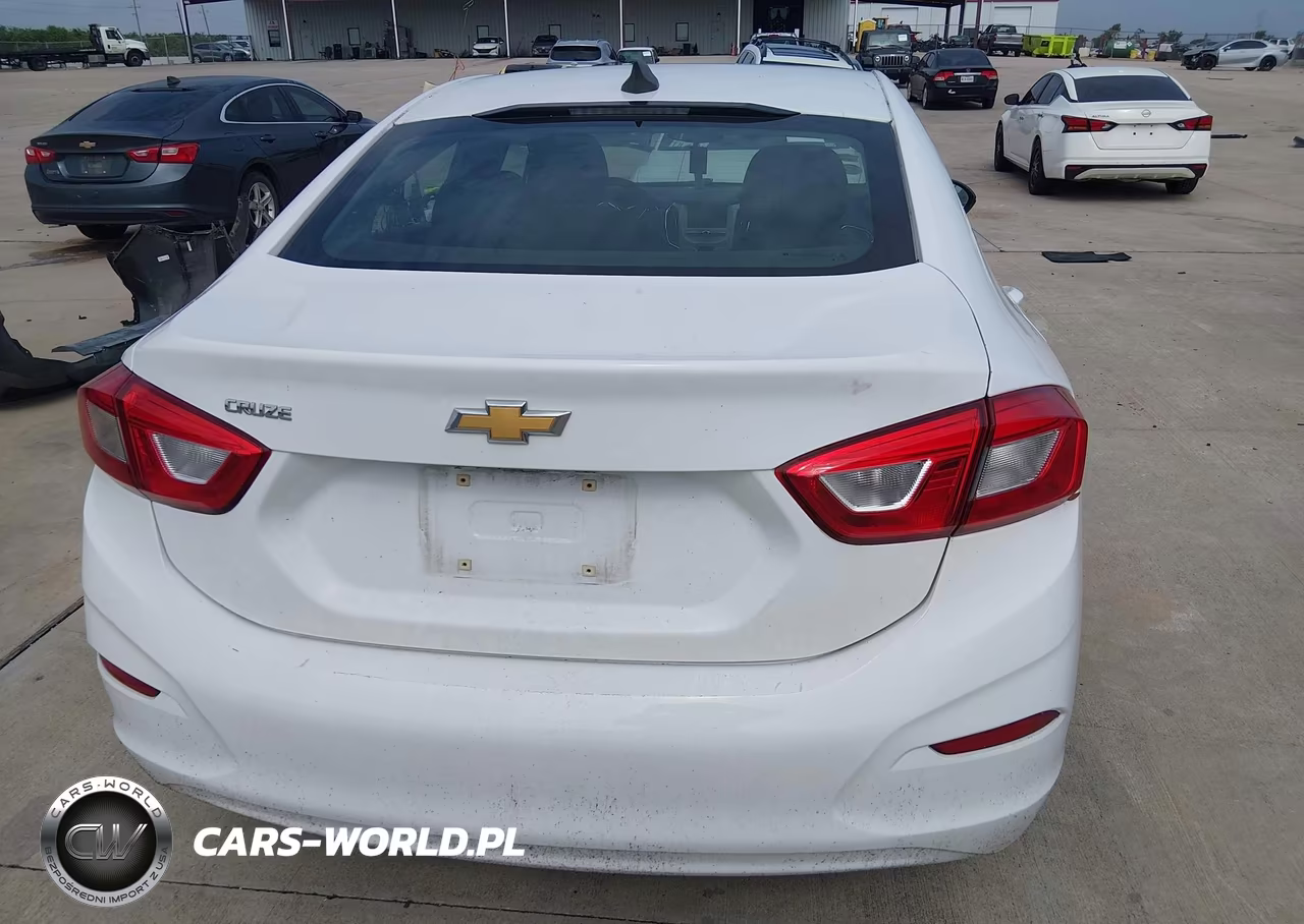 2018 Chevrolet Cruze Ls Auto VIN:1G1BC5SM1J7143103 - 16