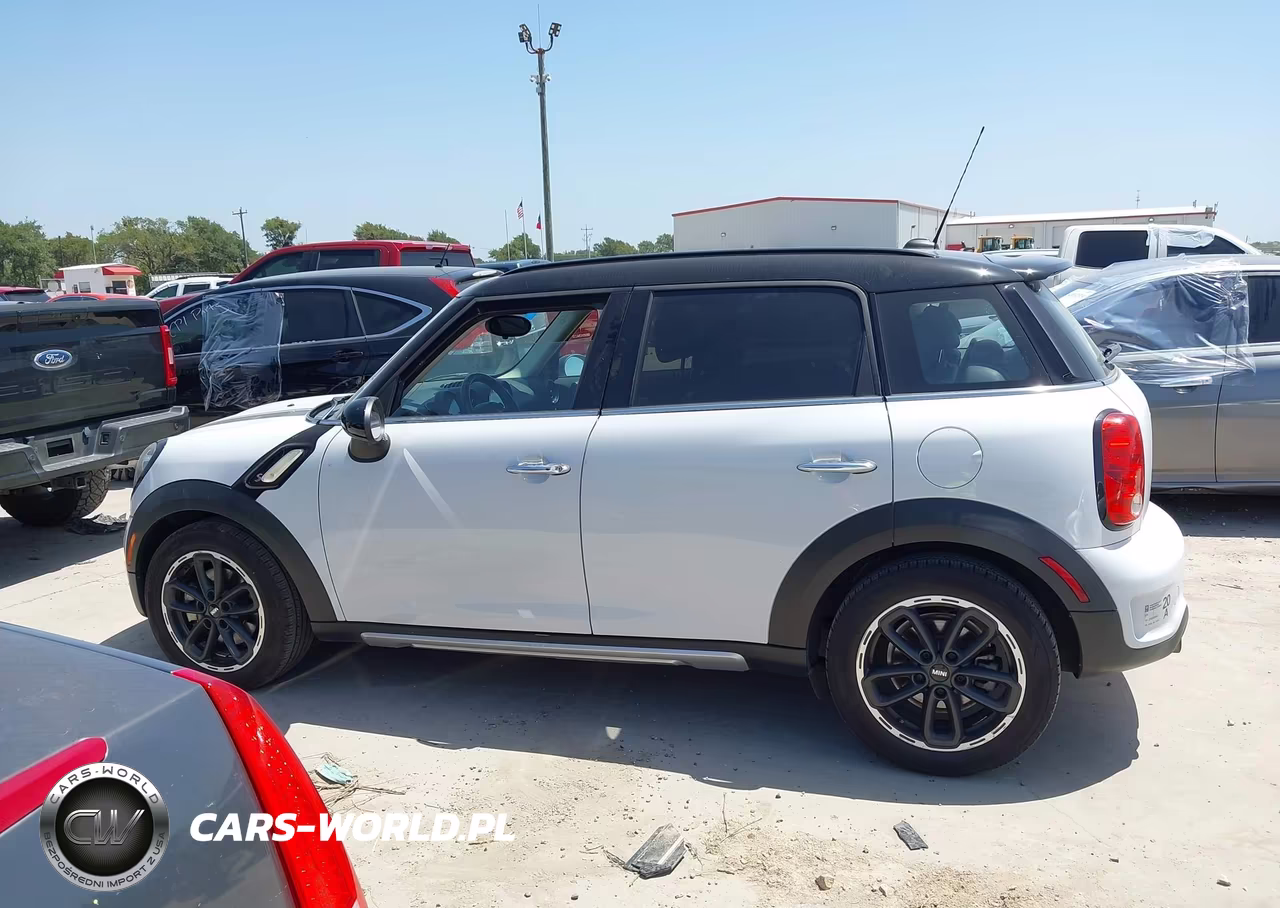 2016 Mini Countryman Cooper S VIN:WMWZC3C53GWT08744 - 14