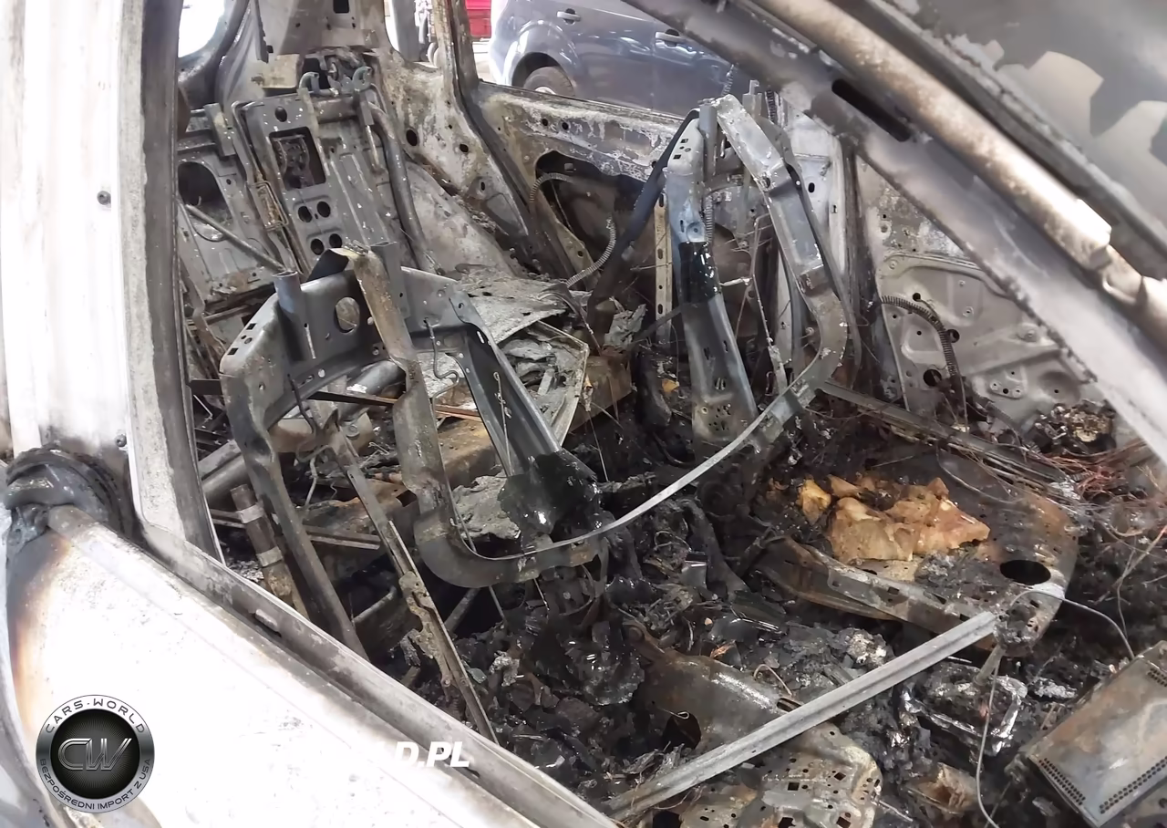 2013 Volkswagen Tiguan Sel VIN:WVGBV3AX0DW057840 - 5