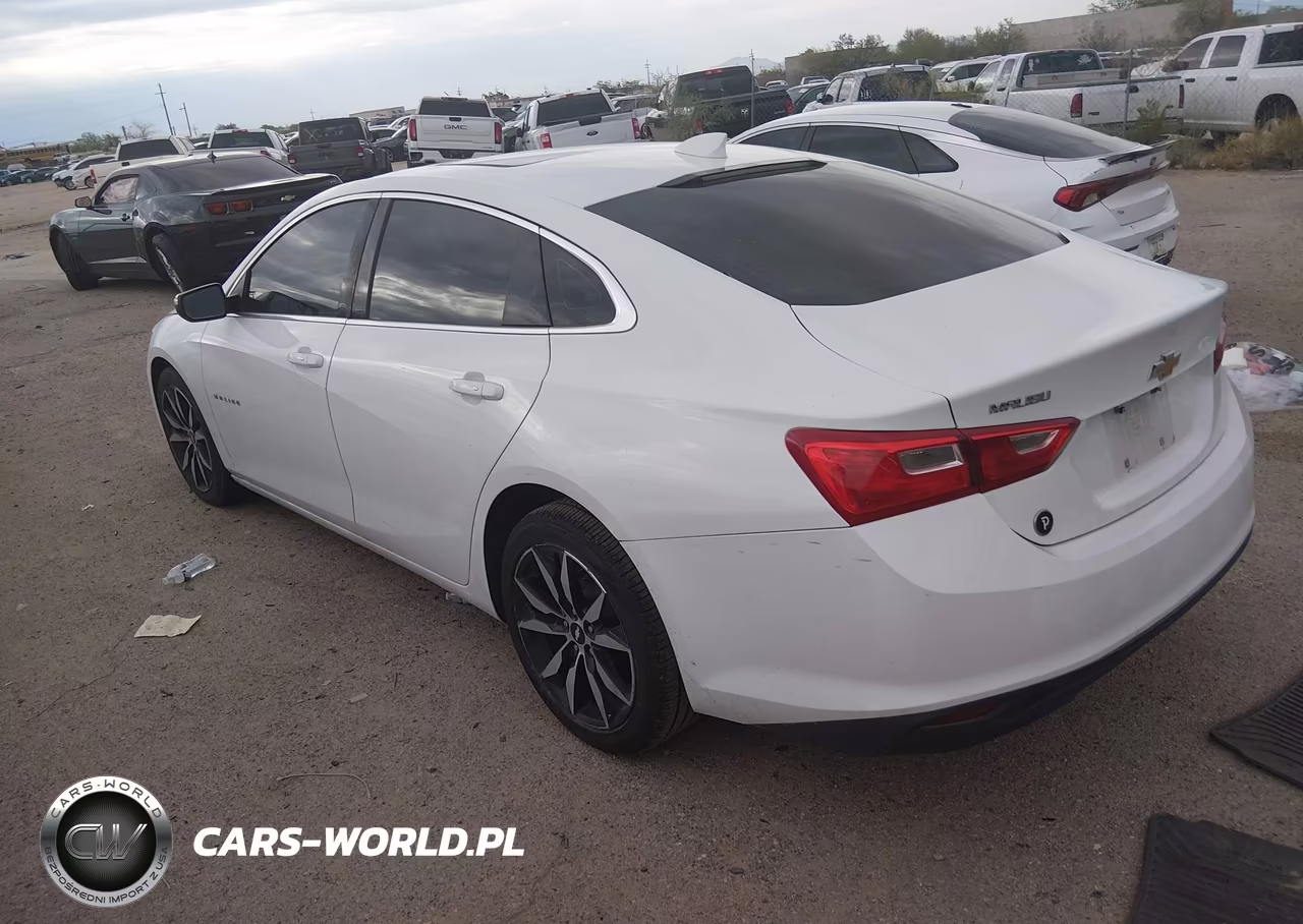 2018 Chevrolet Malibu Lt VIN:1G1ZD5STXJF268321 - 3