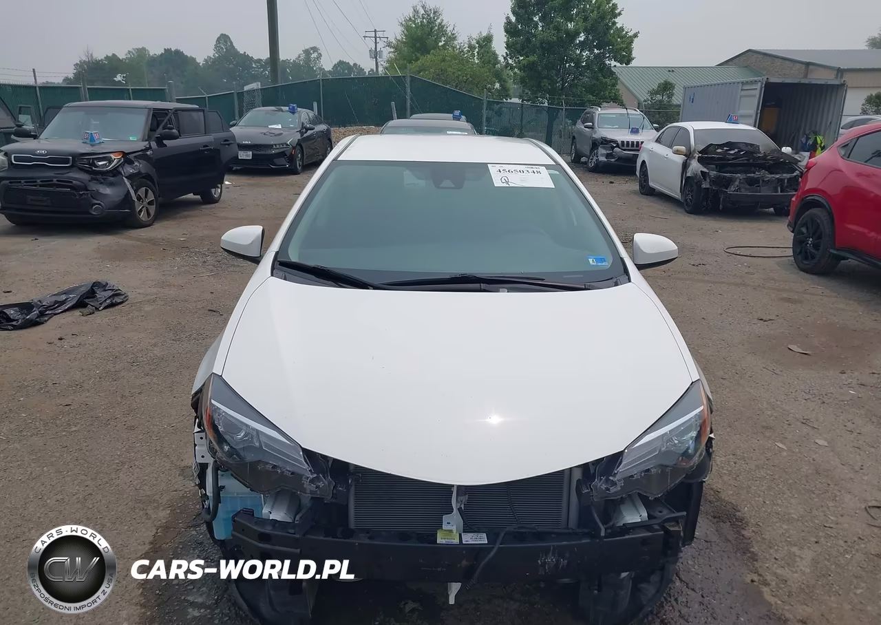 2018 Toyota Corolla Le VIN:2T1BURHE8JC974057 - 13