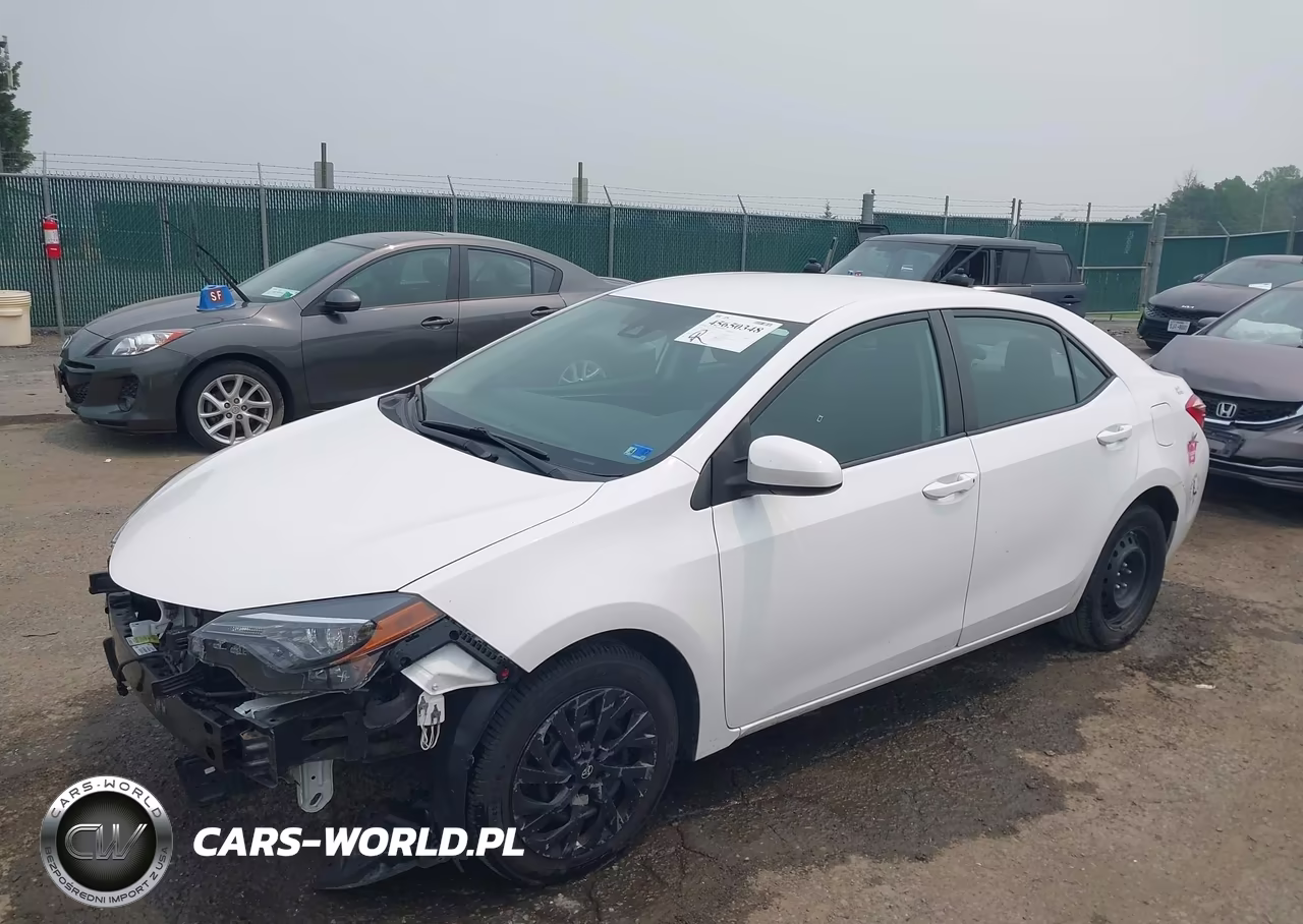 2018 Toyota Corolla Le VIN:2T1BURHE8JC974057 - 2