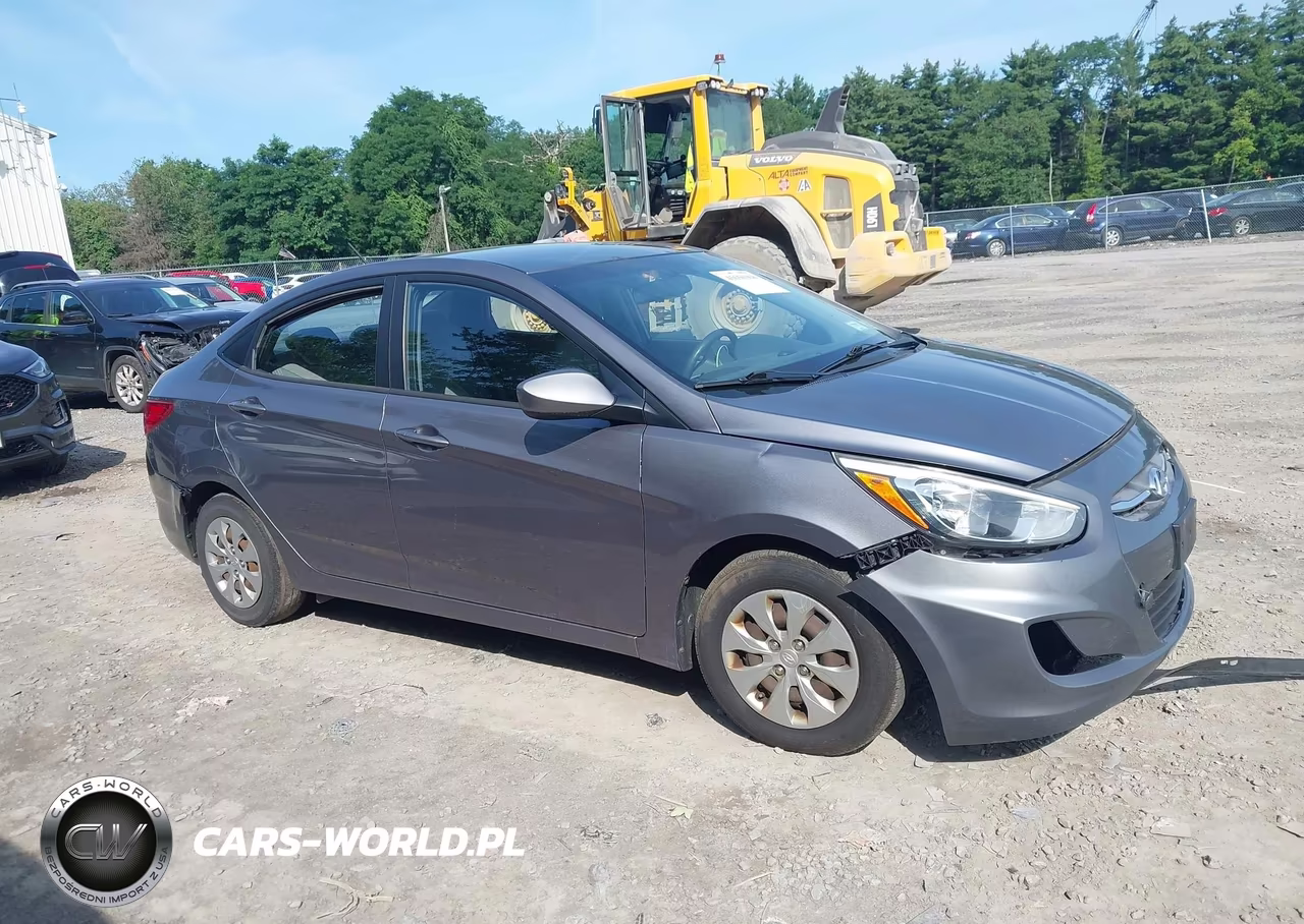 2015 Hyundai Accent Gls VIN:KMHCT4AE0FU930175 - 13