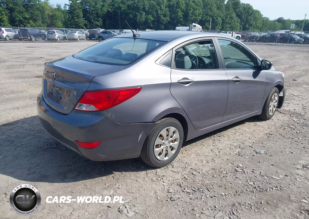 2015 Hyundai Accent Gls VIN:KMHCT4AE0FU930175 - 4