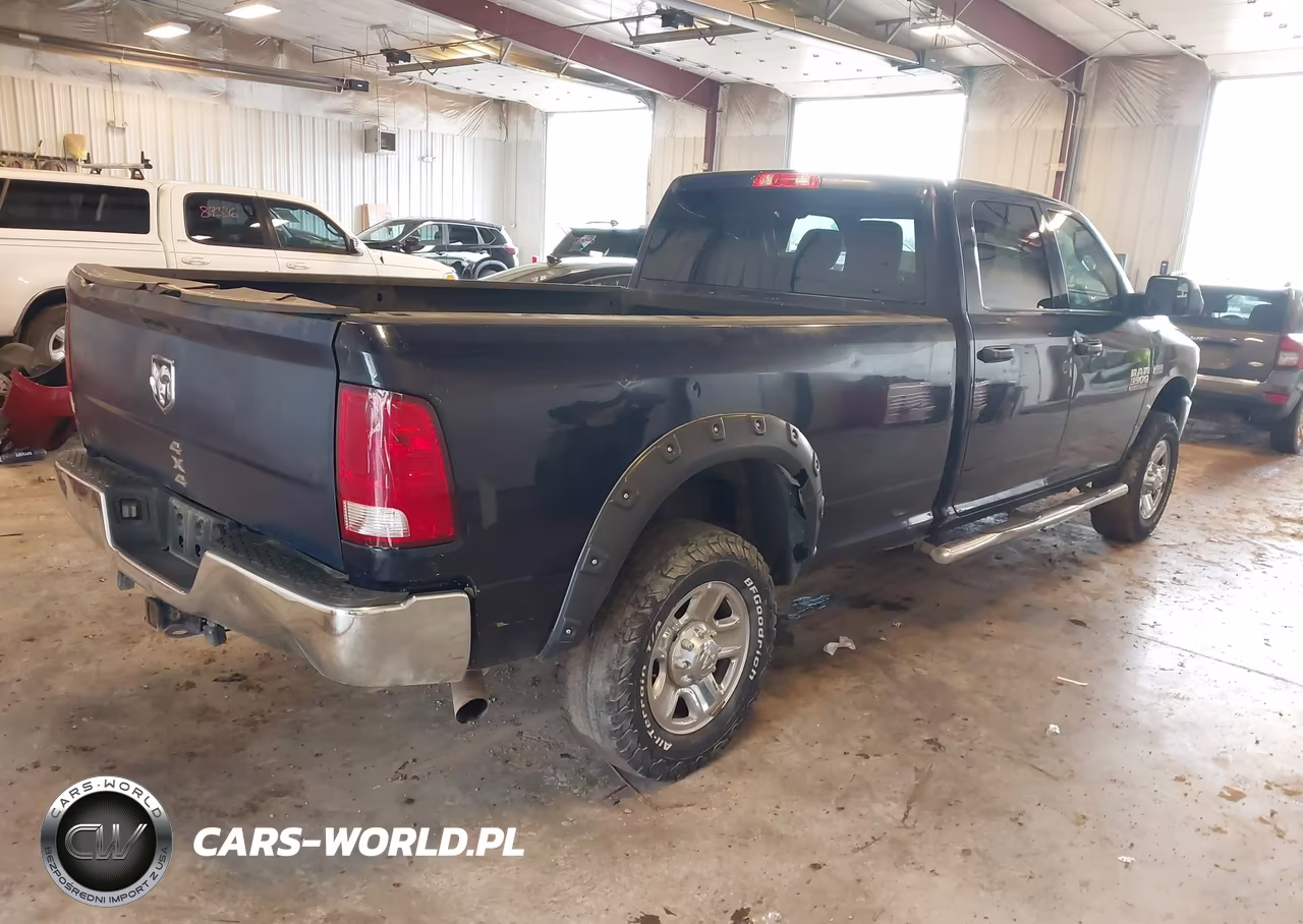 2018 Ram 3500 Tradesman 4X4 8' Box VIN:3C63R3GJ5JG373221 - 4
