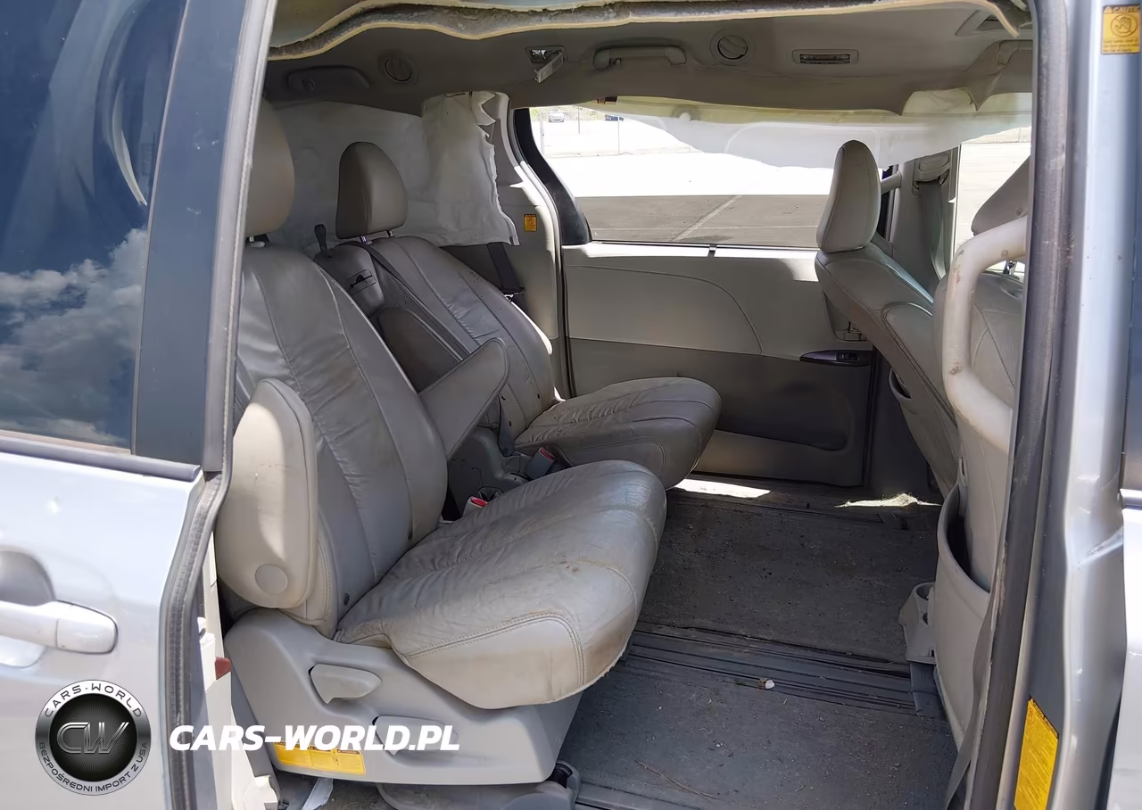 2011 Toyota Sienna Xle V6 VIN:5TDYK3DCXBS115496 - 8
