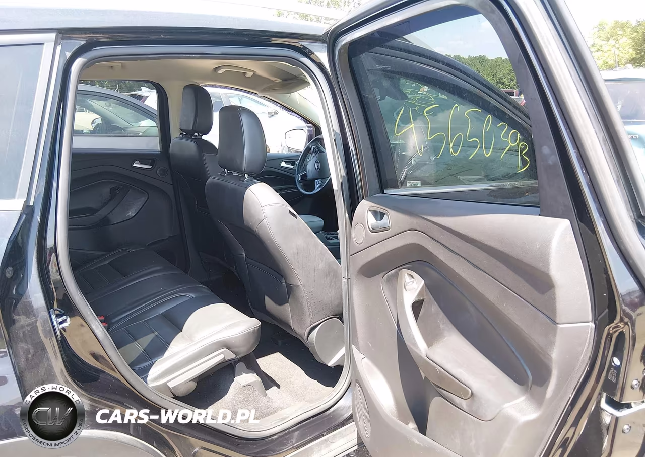 2019 Ford Escape Titanium VIN:1FMCU9J92KUA69427 - 8