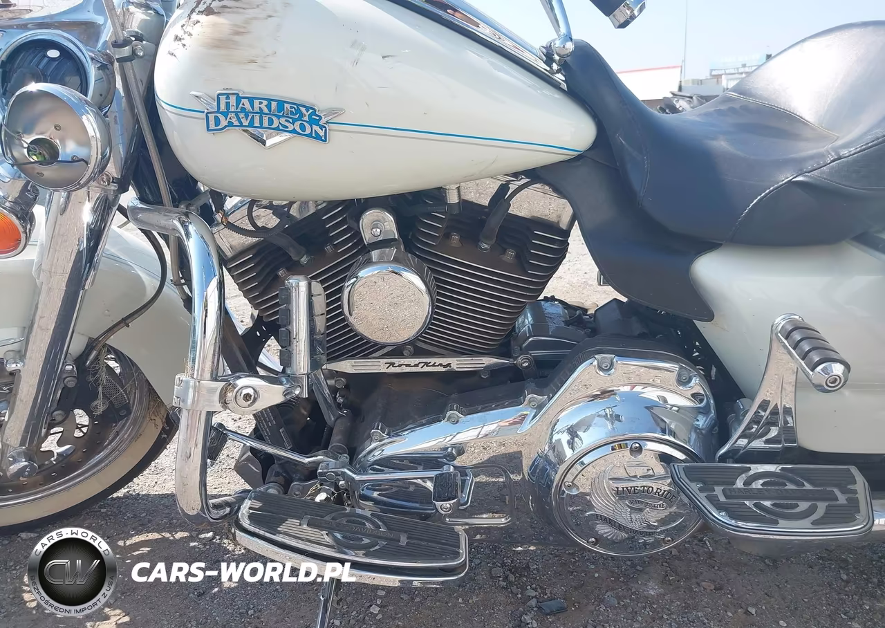 2012 Harley-Davidson Flhrc Road King Classic VIN:1HD1FRM16CB684070 - 9
