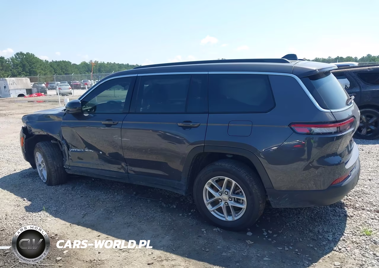 2025 Jeep Grand Cherokee L Laredo 4X2 VIN:1C4RJJAG9S8714848 - 14