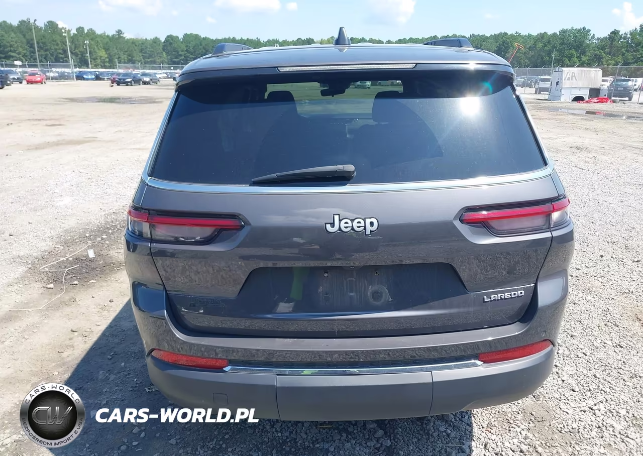 2025 Jeep Grand Cherokee L Laredo 4X2 VIN:1C4RJJAG9S8714848 - 16