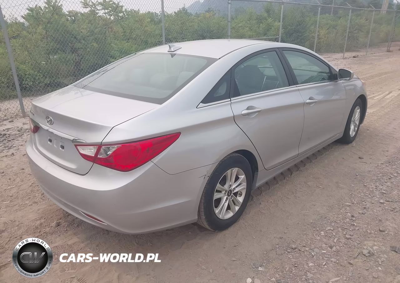 2013 Hyundai Sonata Gls VIN:5NPEB4AC7DH707136 - 4