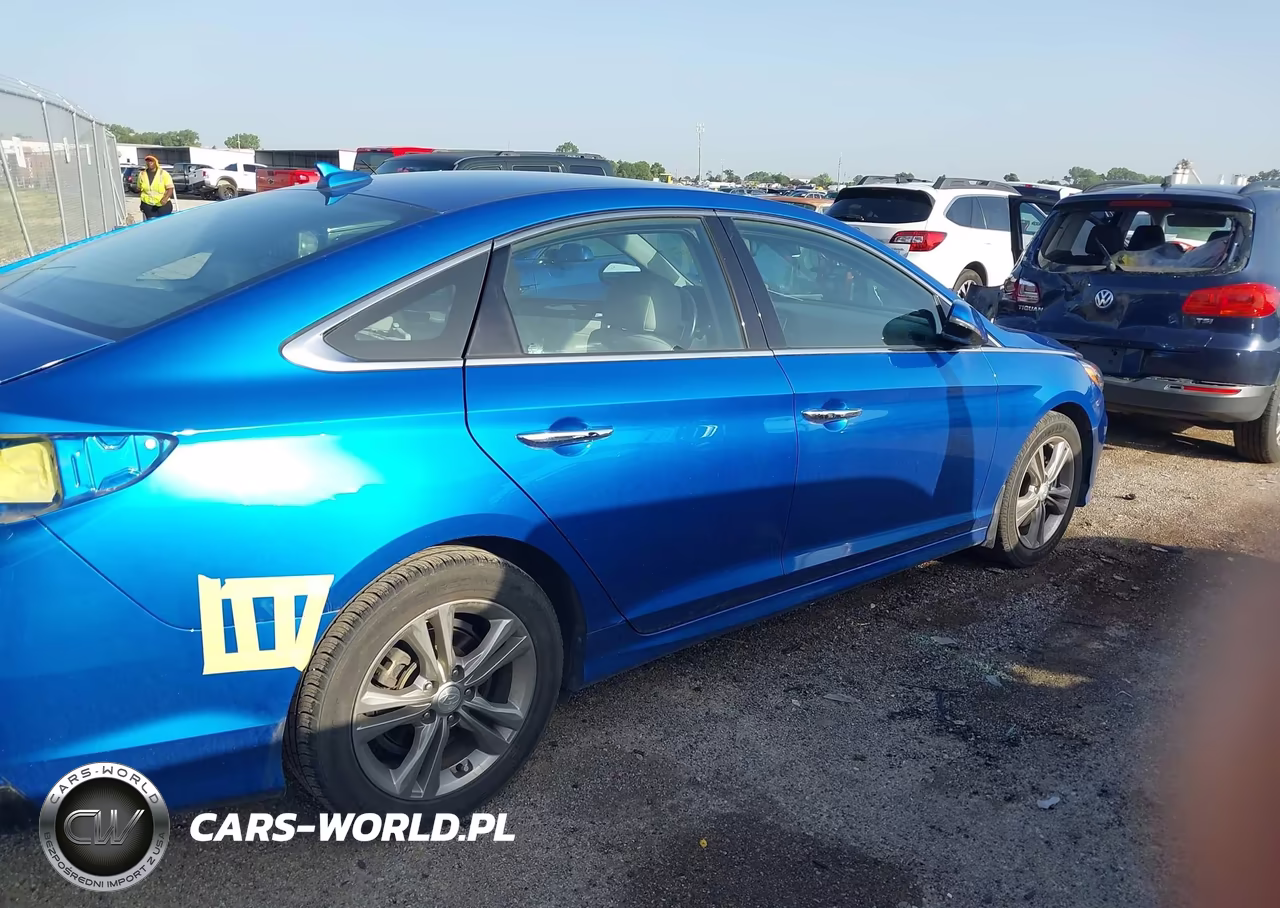 2019 Hyundai Sonata Limited VIN:5NPE34AF3KH784123 - 13