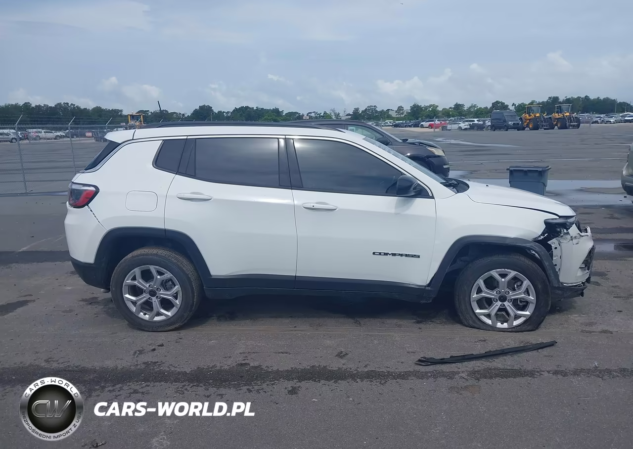 2026 Jeep Compass Latitude VIN:3C4NJDBN8TT189541 - 13