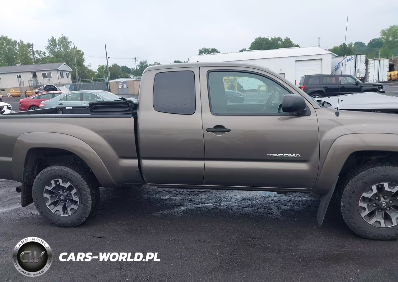 2010 Toyota Tacoma VIN:5TEUX4EN6AZ714628 - 13