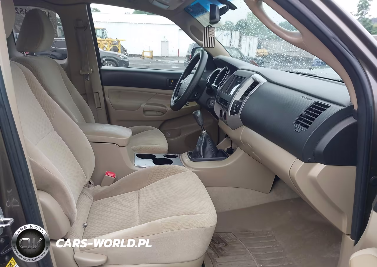 2010 Toyota Tacoma VIN:5TEUX4EN6AZ714628 - 5