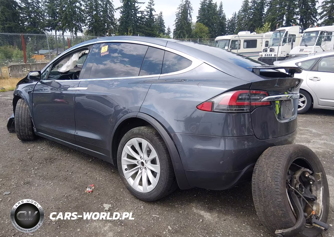 2020 Tesla Model X Long Range Dual Motor All-Wheel Drive-Long Range Plus Dual Motor All-Wheel Drive VIN:5YJXCAE21LF239875 - 3