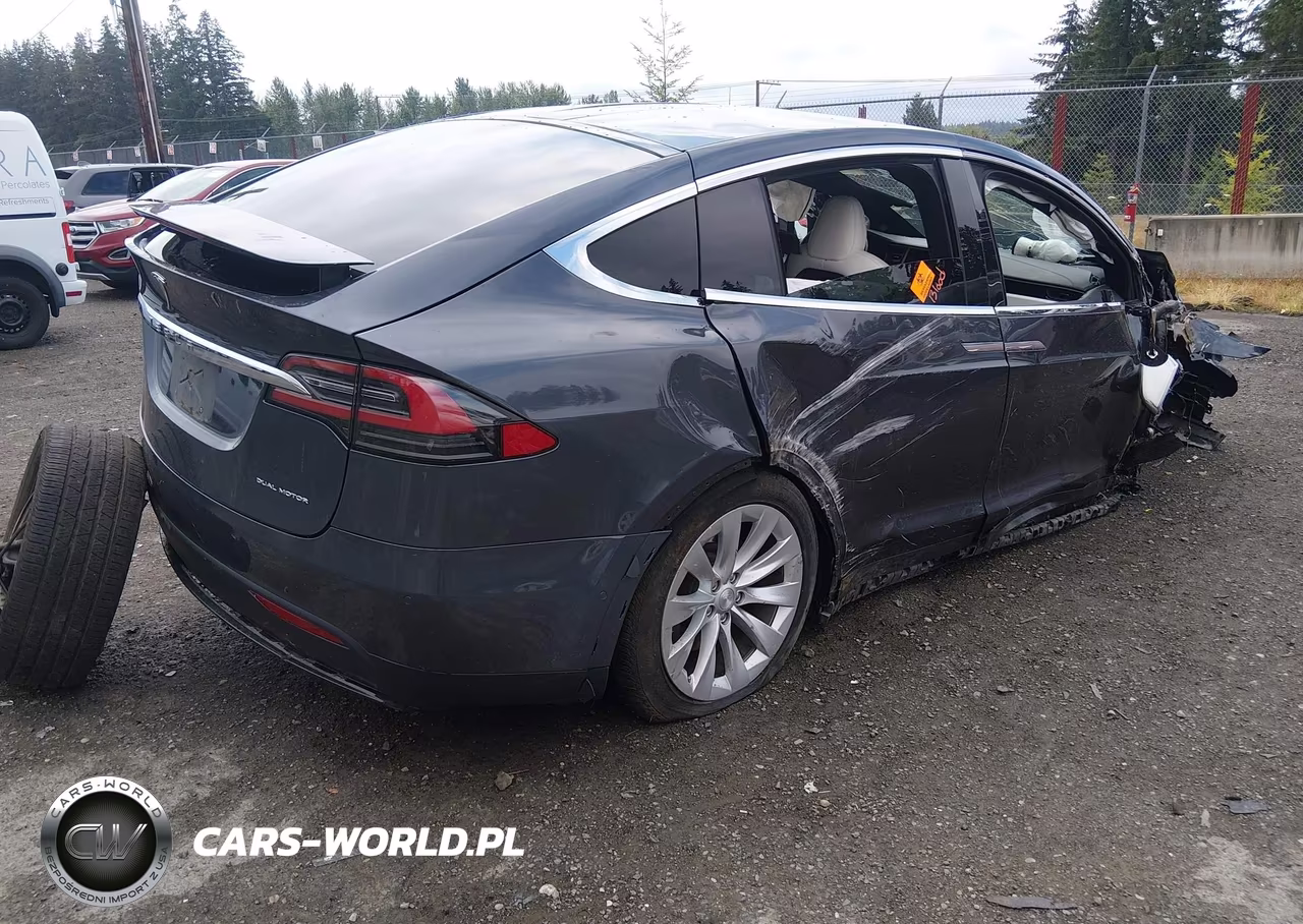 2020 Tesla Model X Long Range Dual Motor All-Wheel Drive-Long Range Plus Dual Motor All-Wheel Drive VIN:5YJXCAE21LF239875 - 4