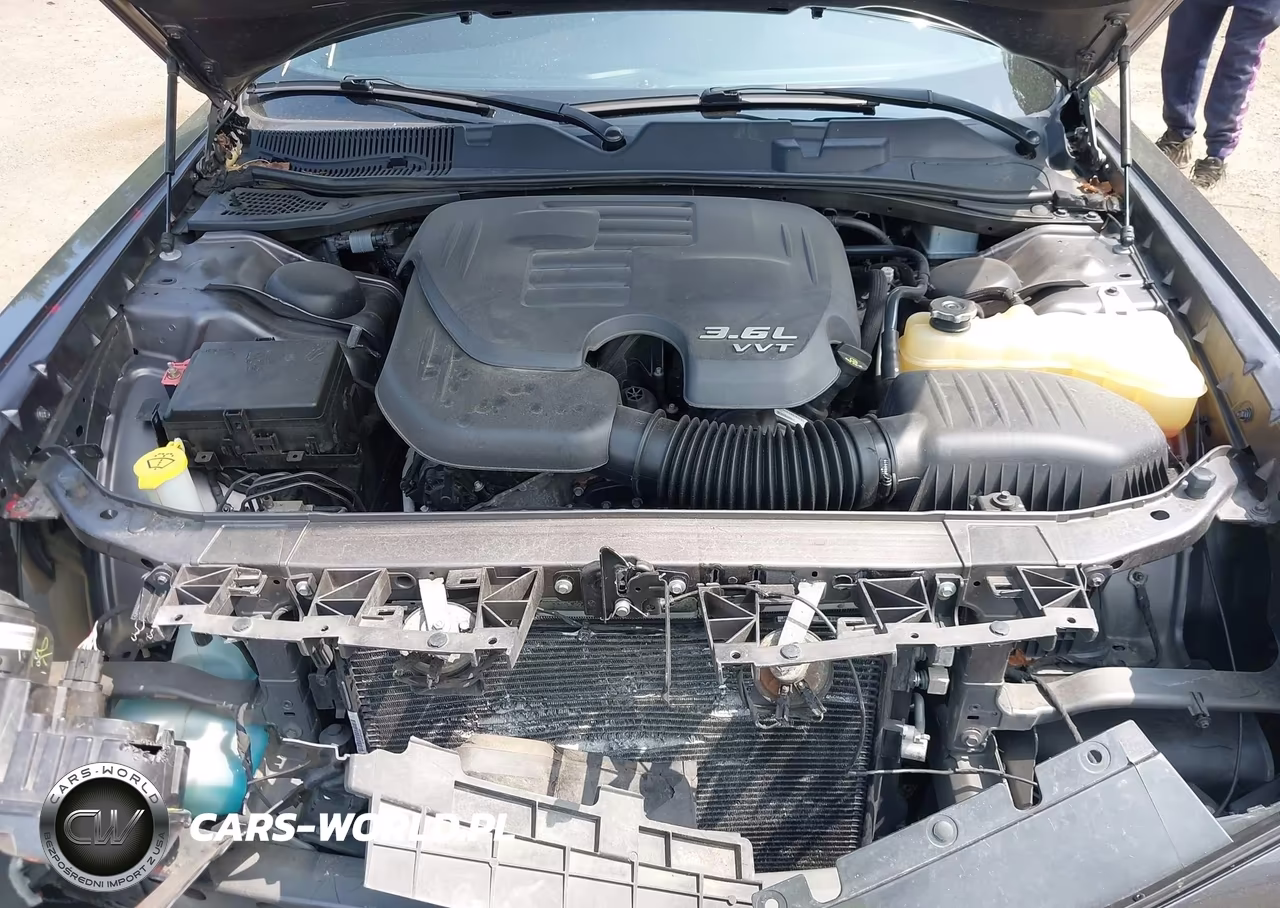 2018 Dodge Challenger Sxt VIN:2C3CDZAG6JH245873 - 10