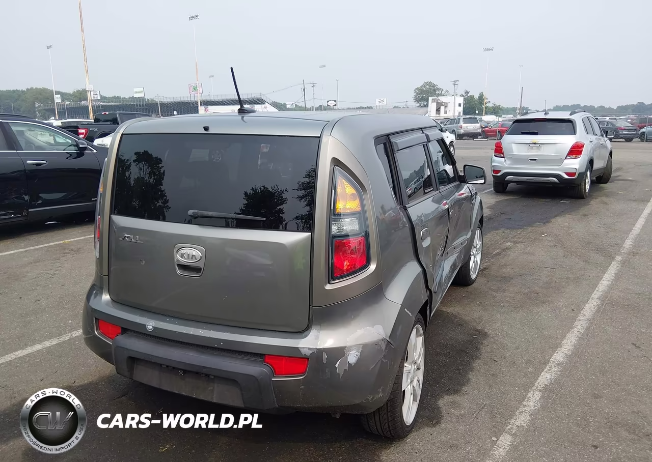 2010 Kia Soul ! VIN:KNDJT2A23A7085836 - 4