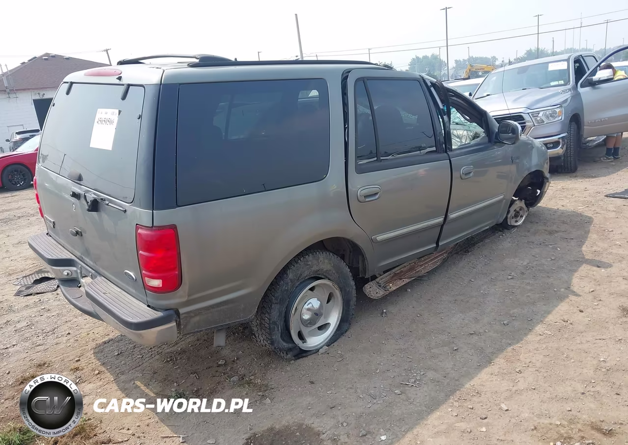 1999 Ford Expedition Xlt VIN:1FMRU186XXLA29472 - 4