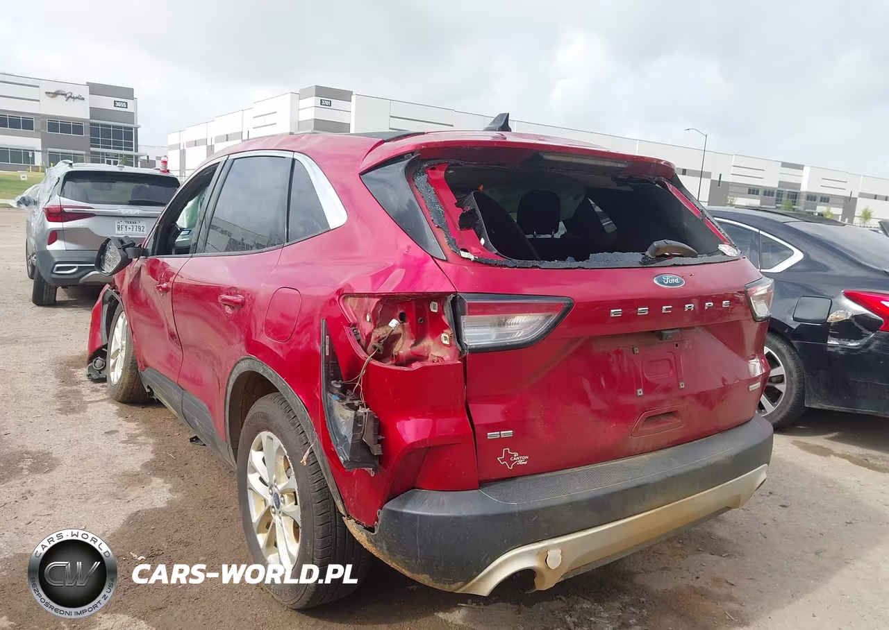 2020 Ford Escape Se VIN:1FMCU0G69LUA32286 - 3