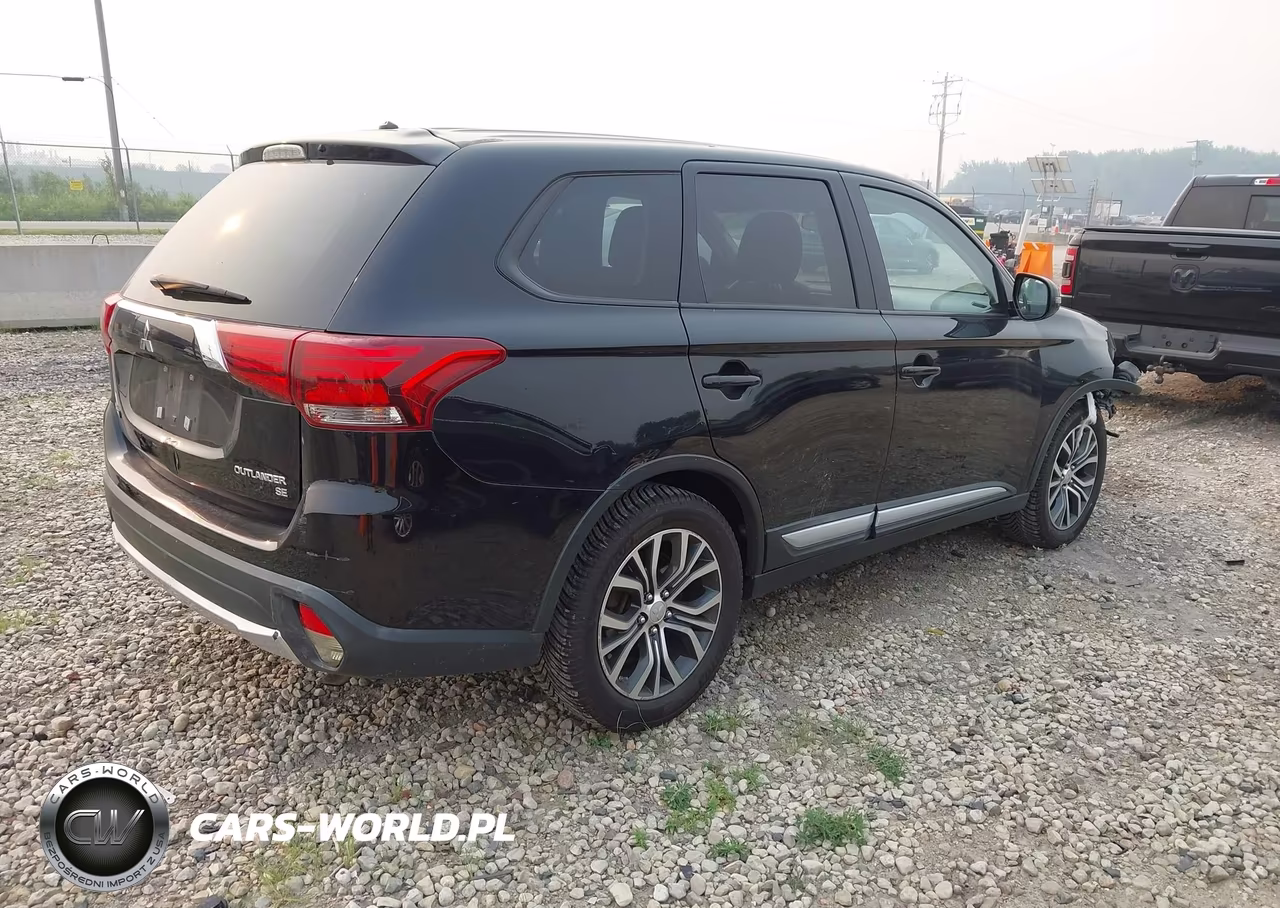 2016 Mitsubishi Outlander Se-Sel VIN:JA4AD3A31GZ011723 - 4