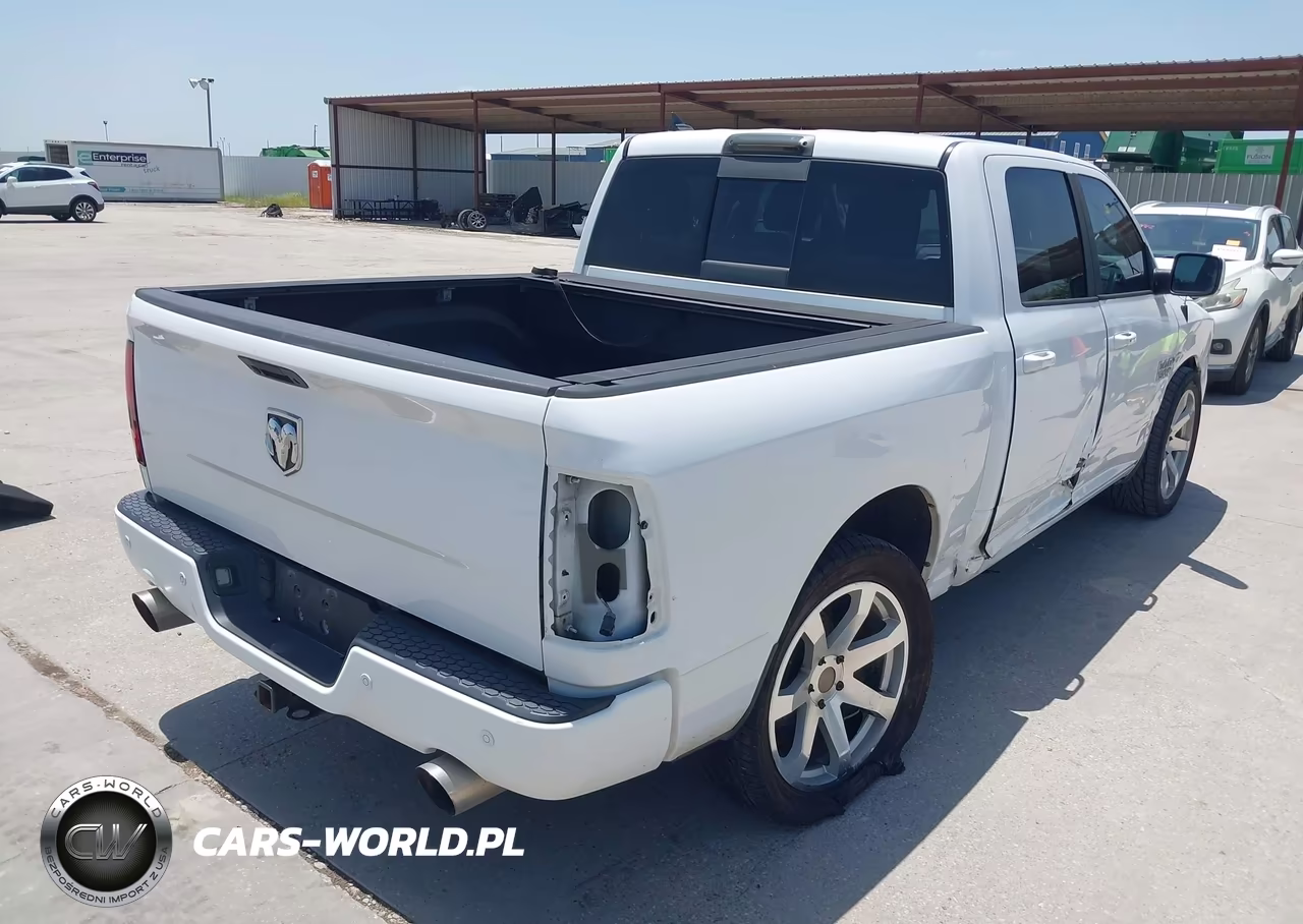 2014 Ram 1500 Sport VIN:1C6RR6MTXES101487 - 4