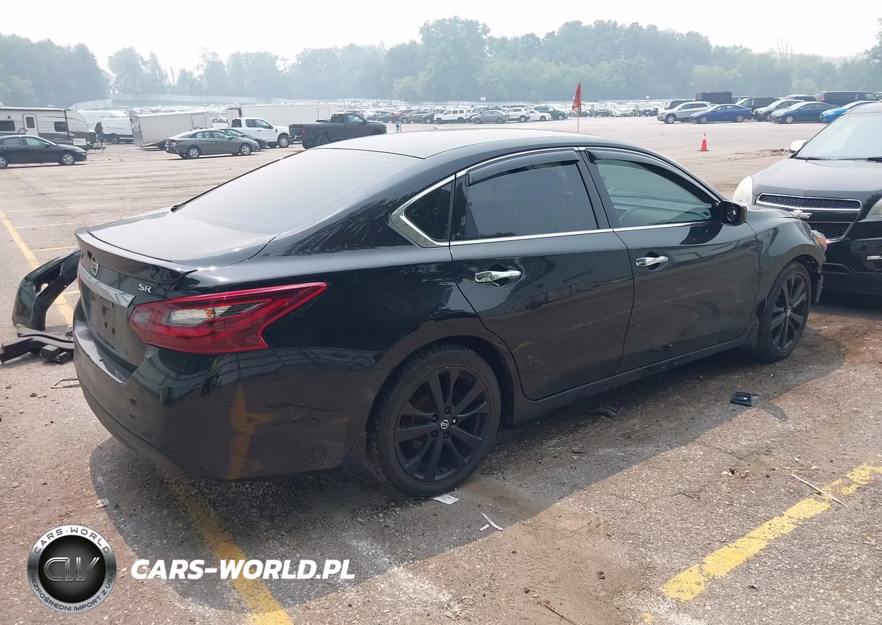 2018 Nissan Altima 2.5 Sr VIN:1N4AL3AP8JC110339 - 4