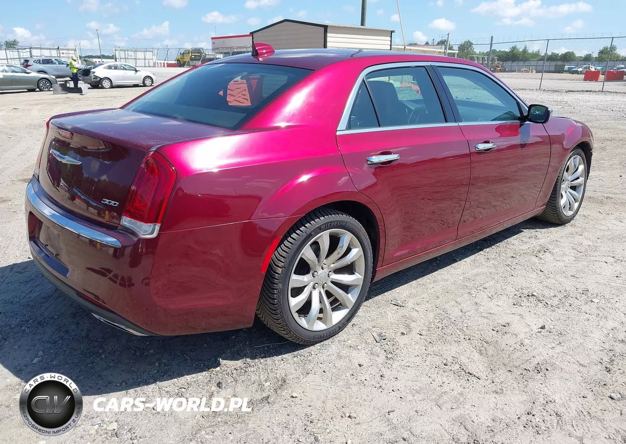 2020 Chrysler 300 Limited VIN:2C3CCAEG6LH108689 - 4