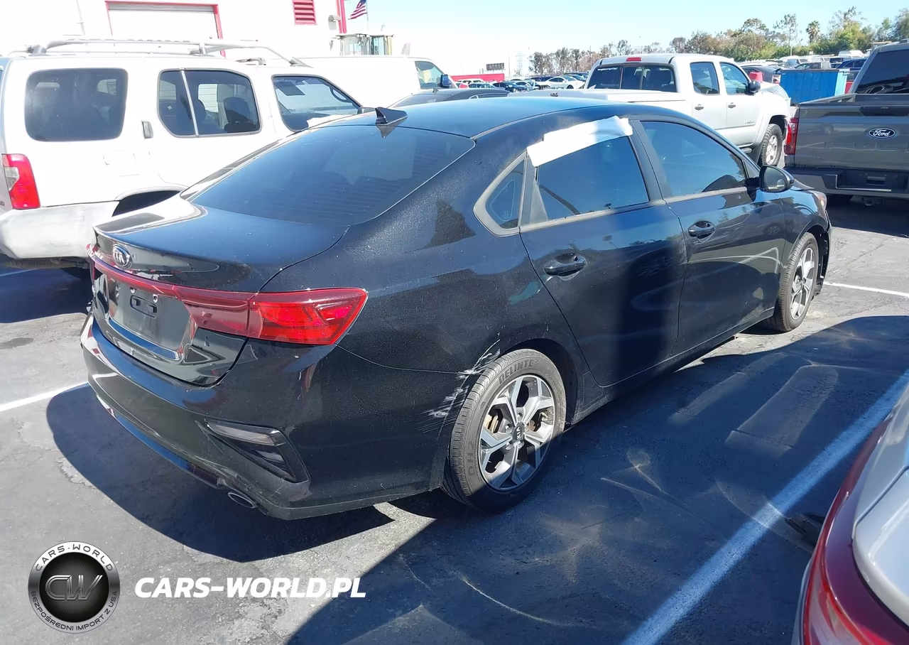2020 Kia Forte Lxs VIN:3KPF24AD1LE257693 - 4