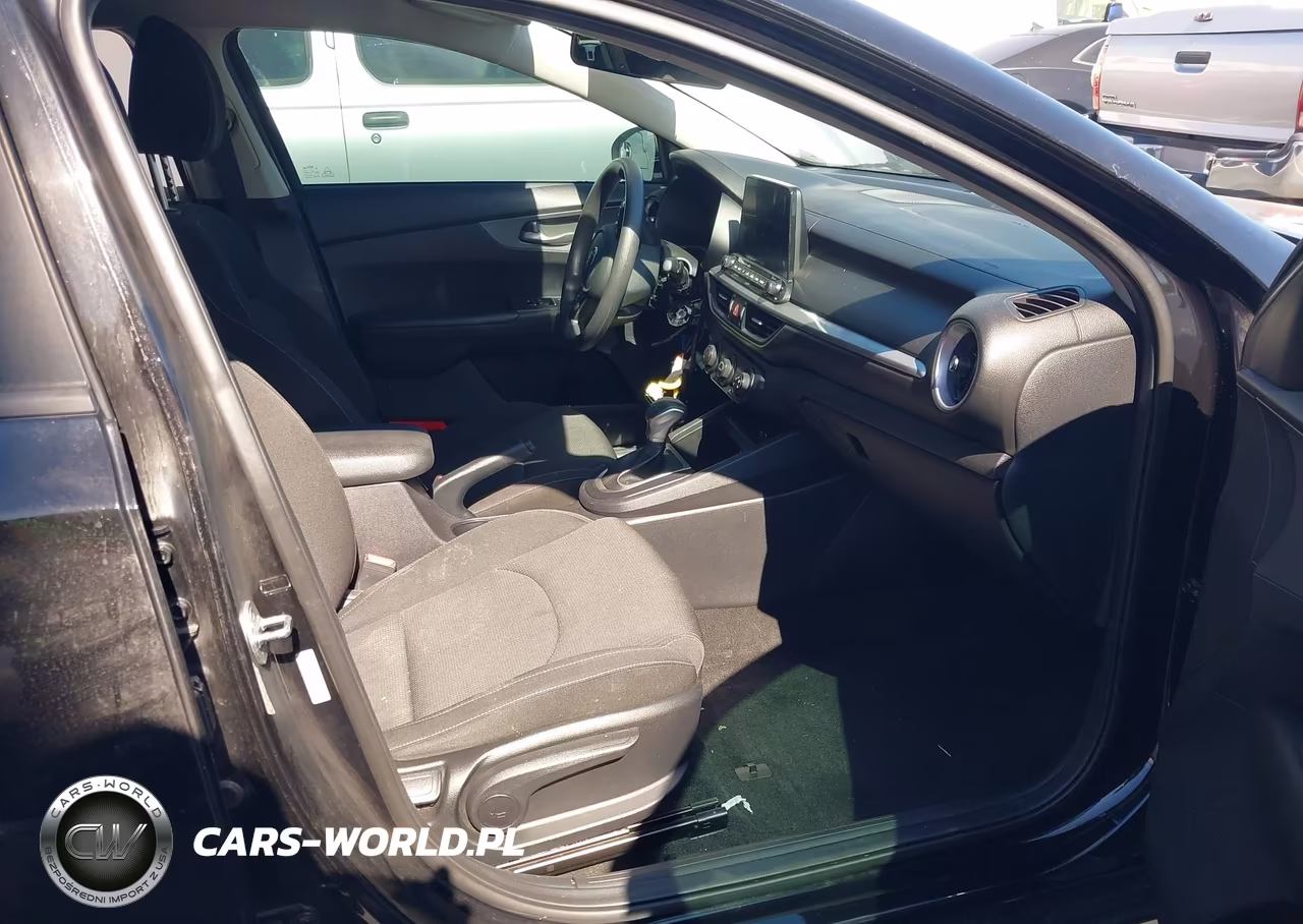 2020 Kia Forte Lxs VIN:3KPF24AD1LE257693 - 5