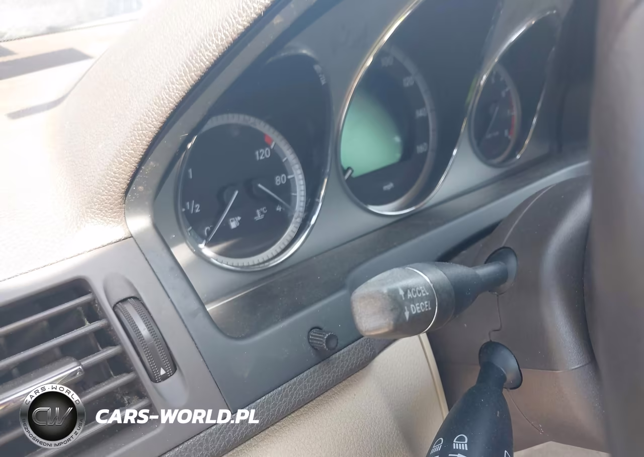 2010 Mercedes-Benz C 300 Sport VIN:WDDGF5EBXAR129970 - 7