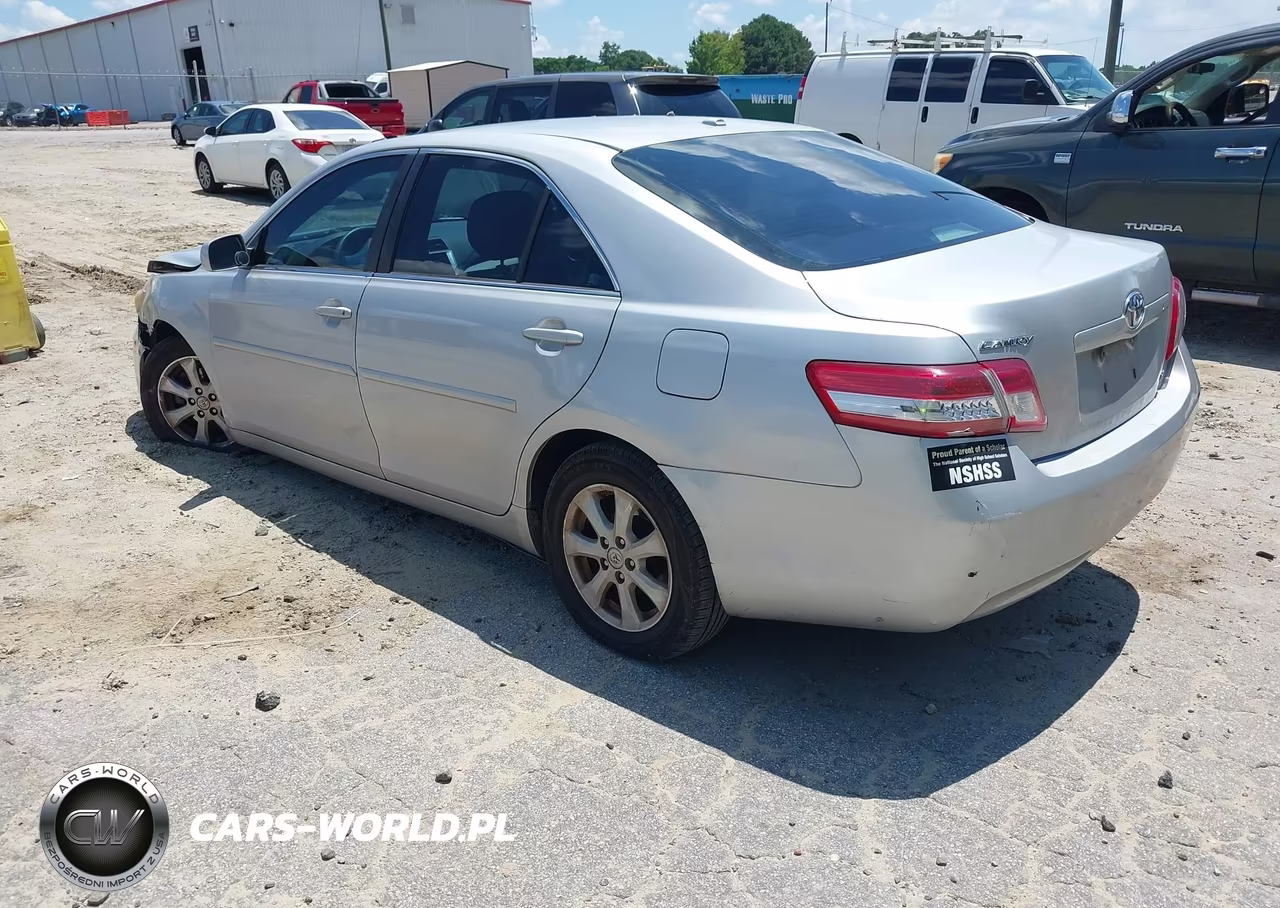 2010 Toyota Camry Le VIN:4T1BF3EK2AU064629 - 3