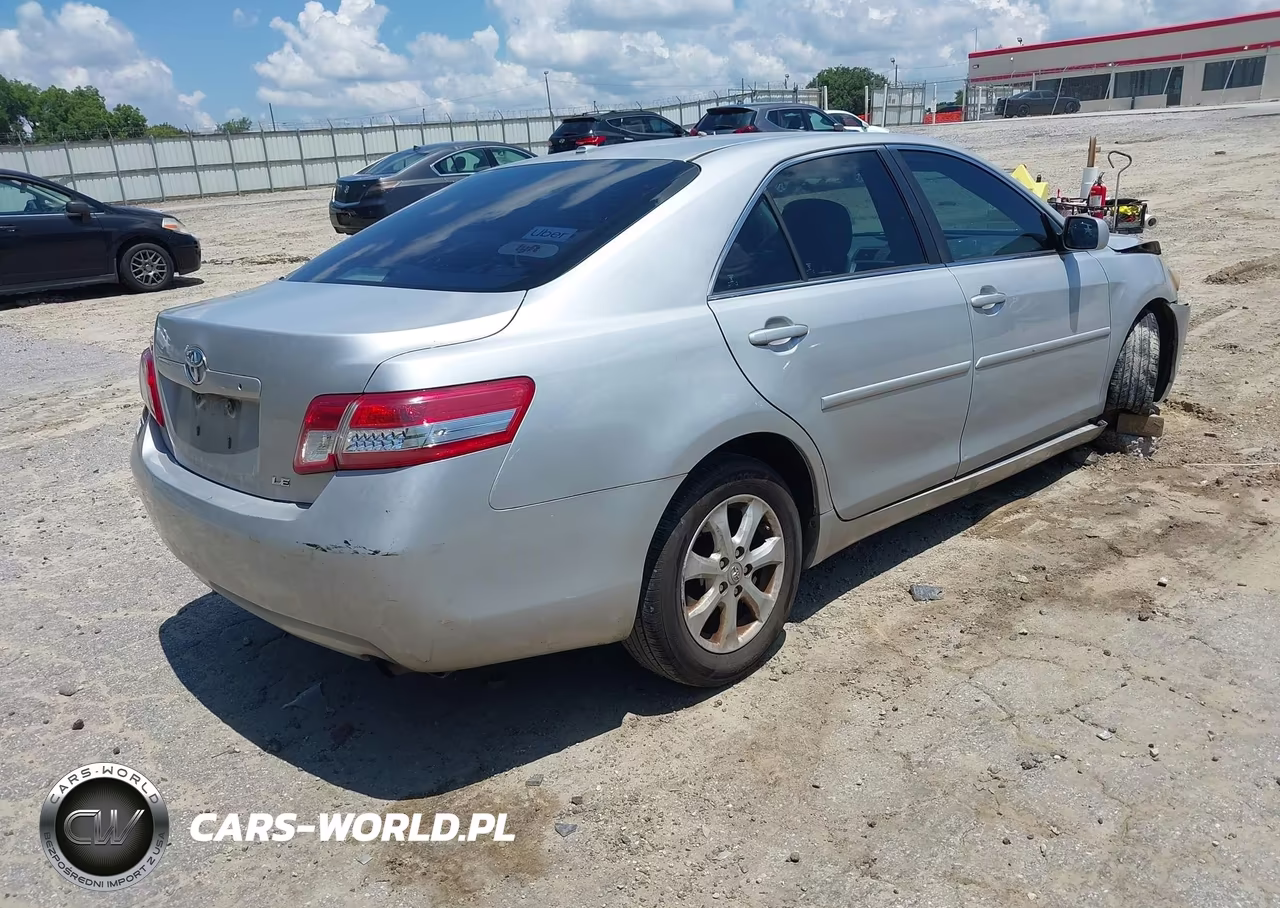 2010 Toyota Camry Le VIN:4T1BF3EK2AU064629 - 4