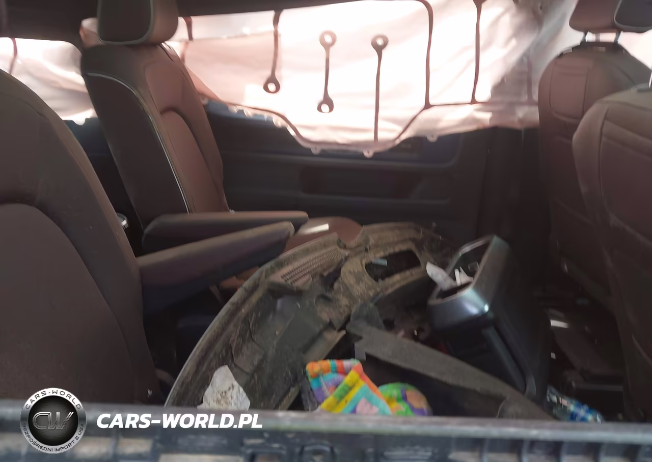 2025 Volkswagen Id. Buzz Pro S Plus With 4Motion VIN:WVGNYVEBXSH045341 - 8