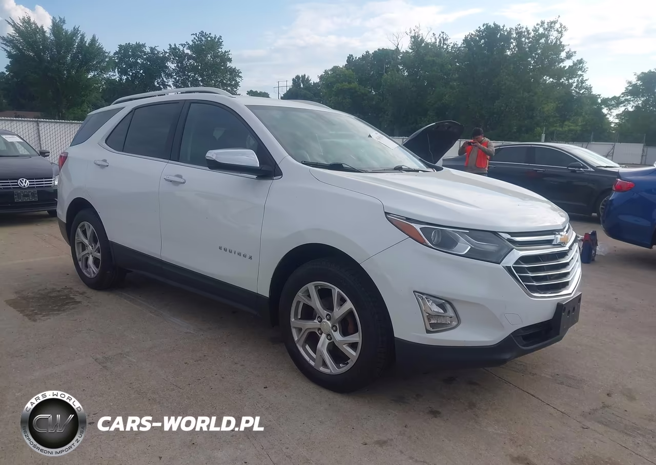 2018 Chevrolet Equinox Premier VIN:3GNAXMEV3JS600394 - 1