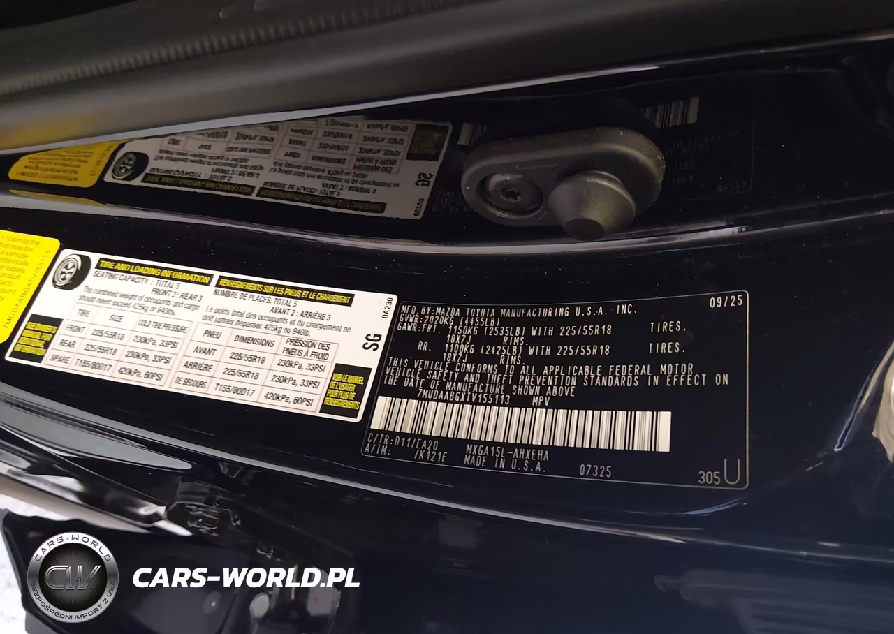 2026 Toyota Corolla Cross Xle VIN:7MUDAABGXTV155113 - 9