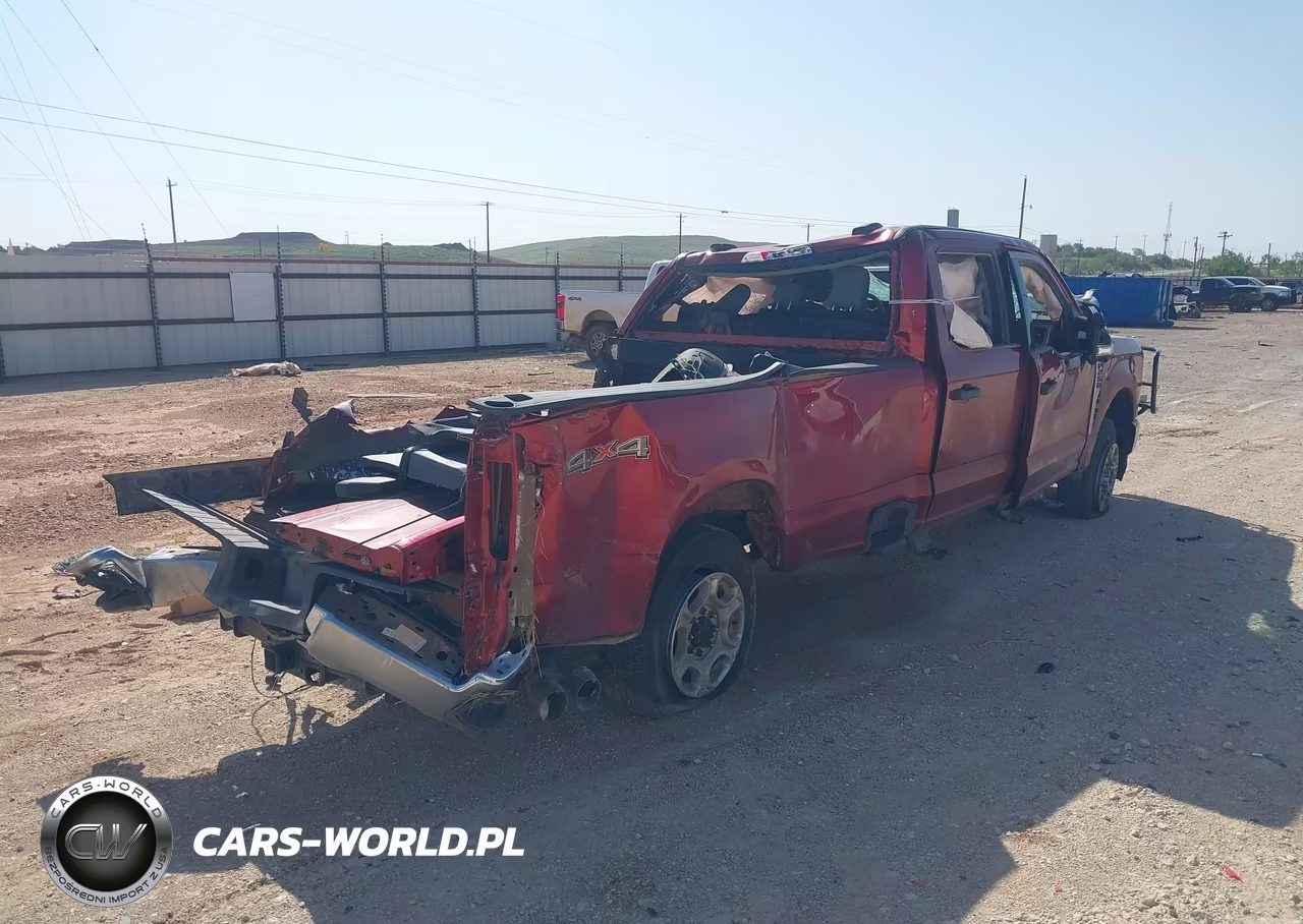 2025 Ford F-250 Xlt VIN:1FT7W2BT6SED17643 - 4