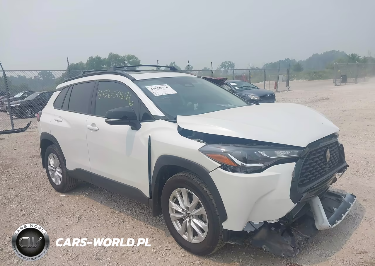2025 Toyota Corolla Cross Le – zdjęcie 1 z 16