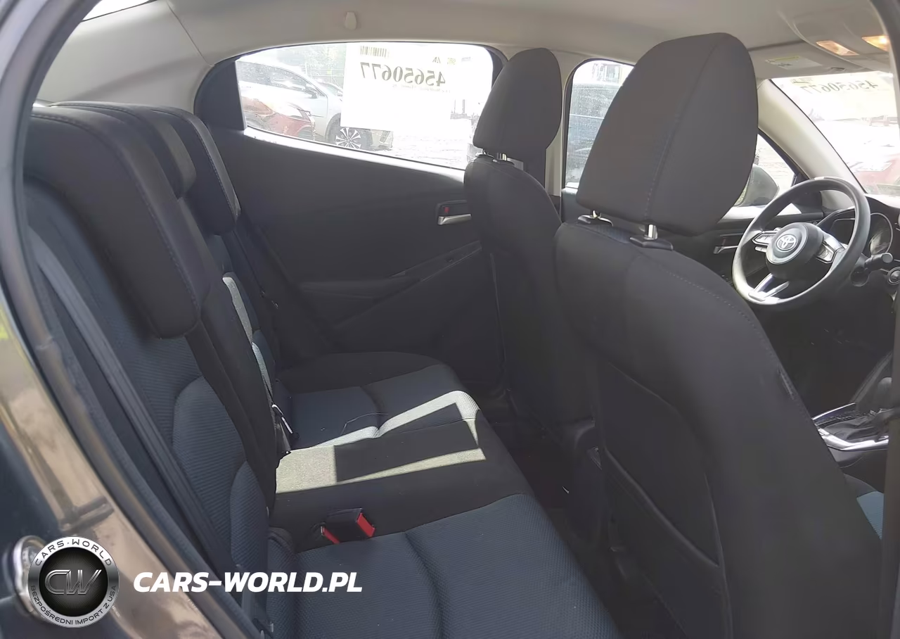 2019 Toyota Yaris Le VIN:3MYDLBYV0KY517622 - 8