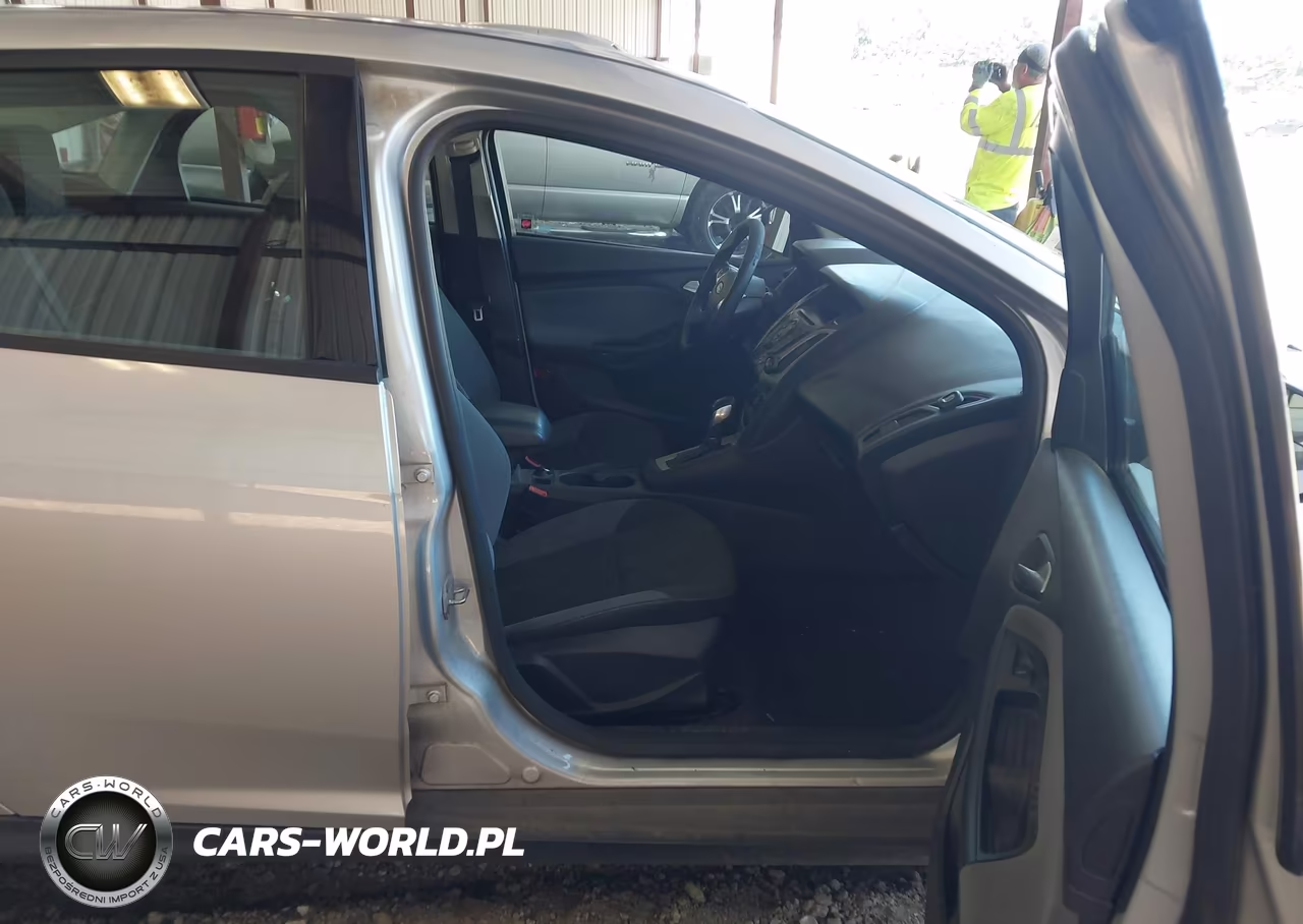 2013 Ford Focus Se VIN:1FADP3F25DL368692 - 5