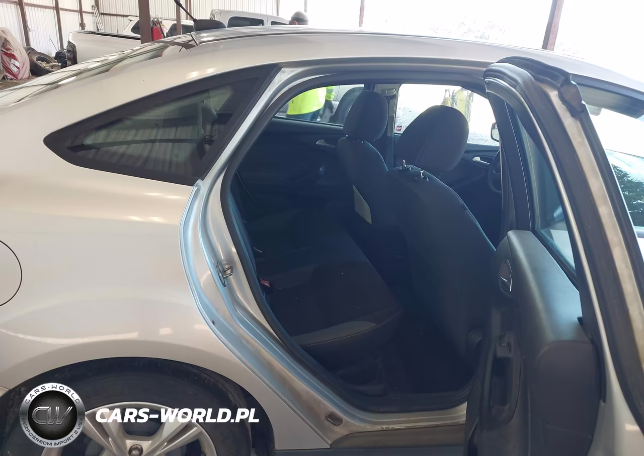 2013 Ford Focus Se VIN:1FADP3F25DL368692 - 8