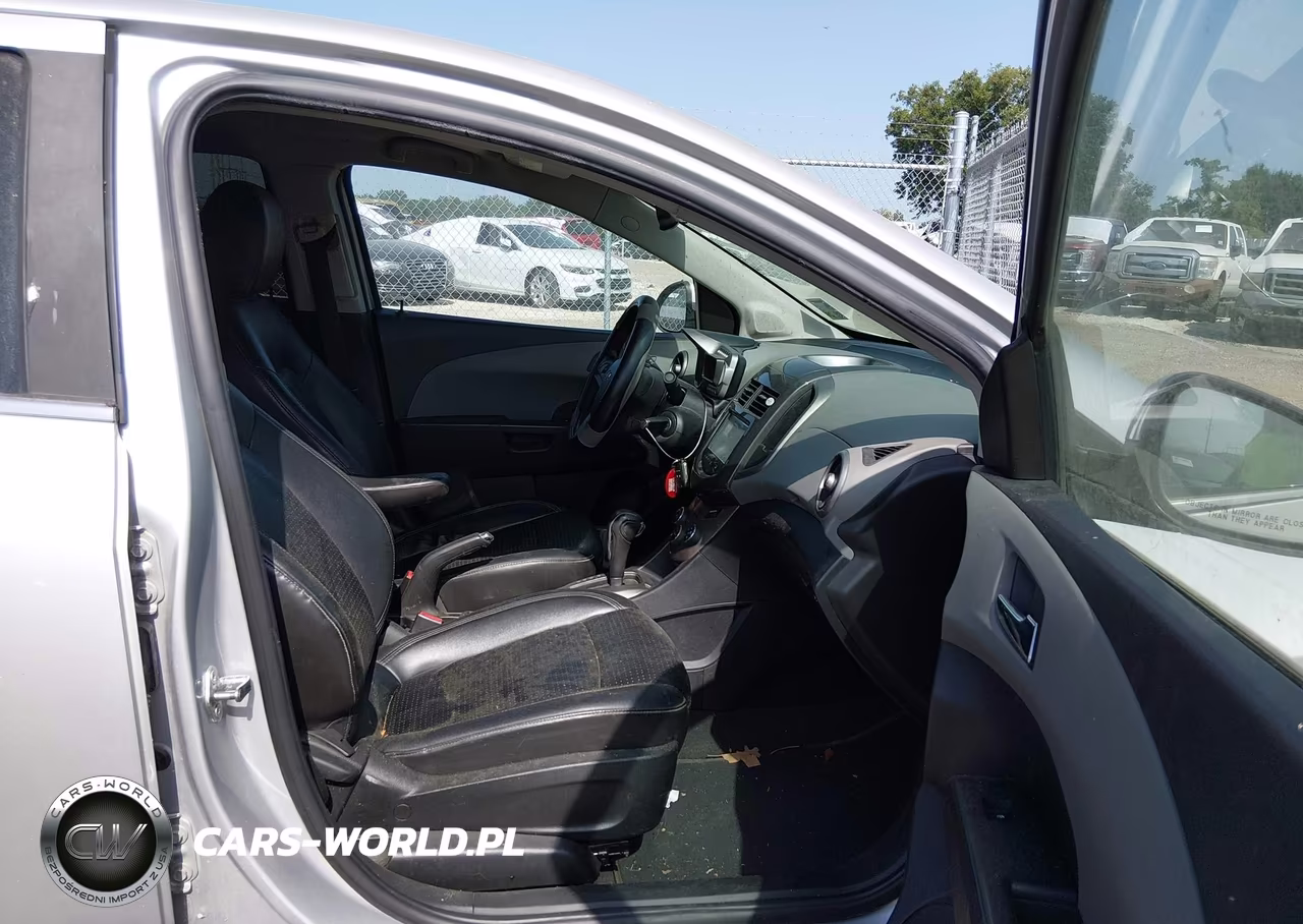 2016 Chevrolet Sonic Ltz Auto VIN:1G1JE5SB3G4161620 - 5