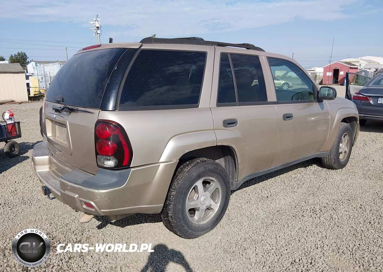 2006 Chevrolet Trailblazer Ls VIN:1GNDT13S962103577 - 4
